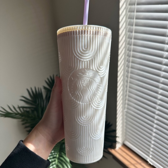 Brand New Starbucks ivory white siren scale mermaid venti cup - Picture 1 of 2